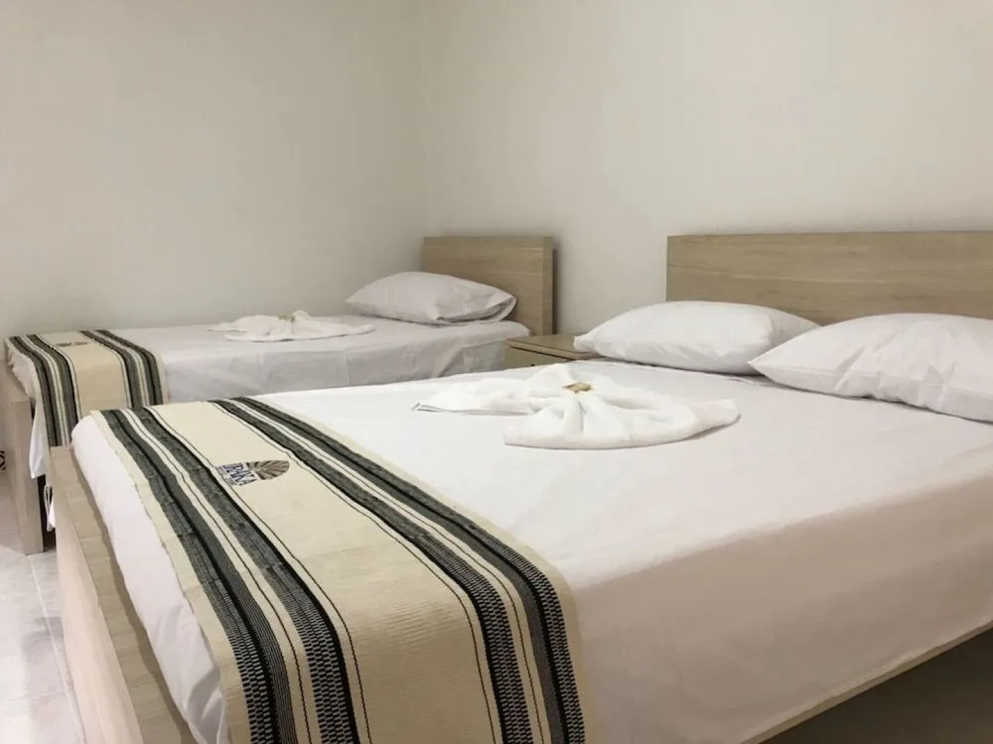 Iraka Hotel Zenu