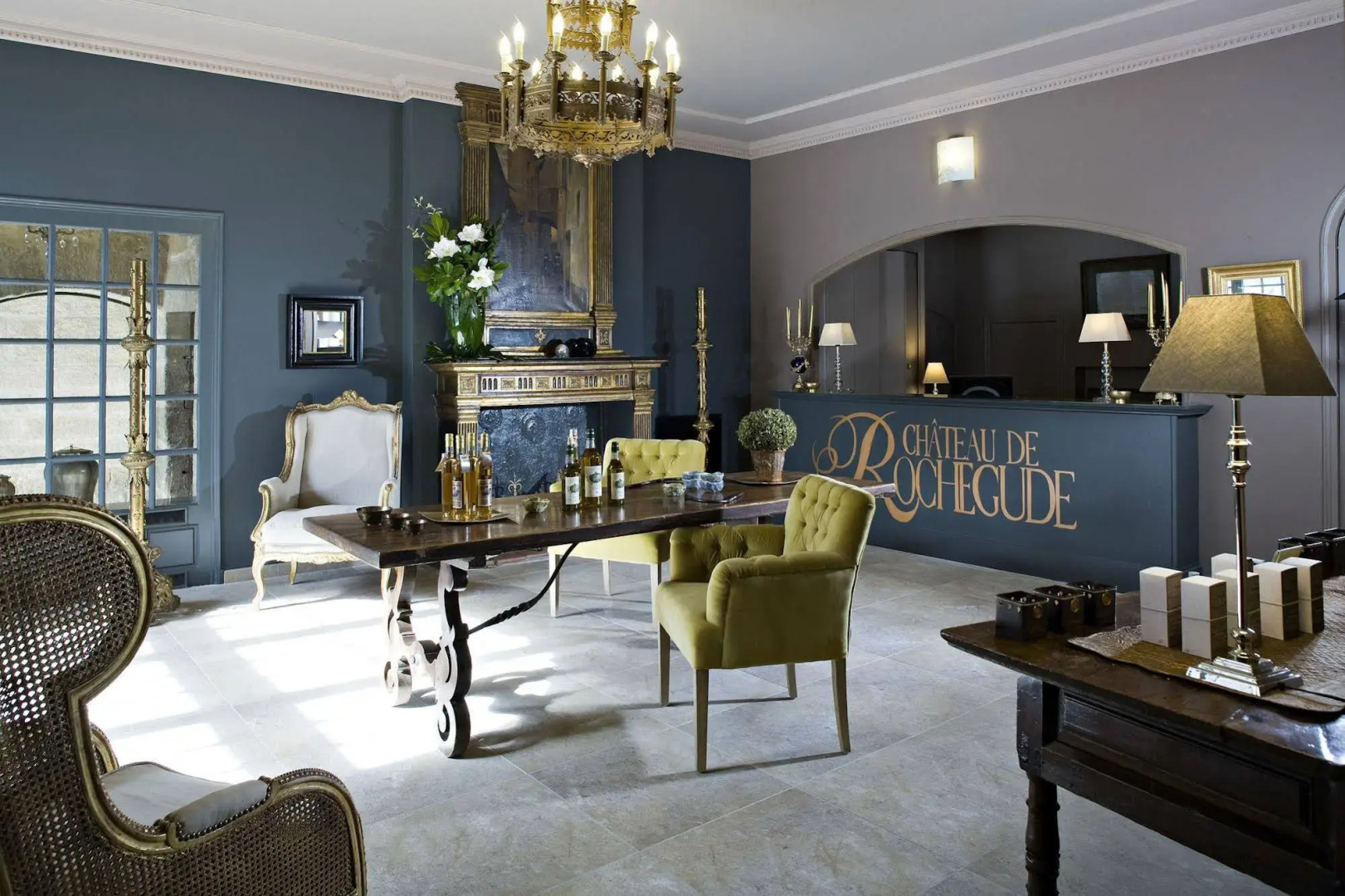 Chateau De Rochegude