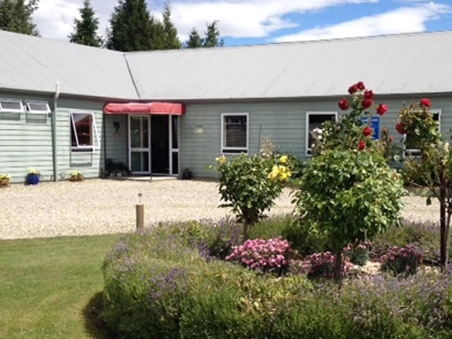 The Zula Lodge  Backpackers