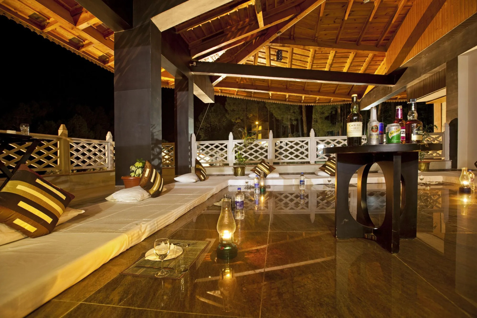 Sea Hawk Hill Resort - A Luxury Boutique Resort