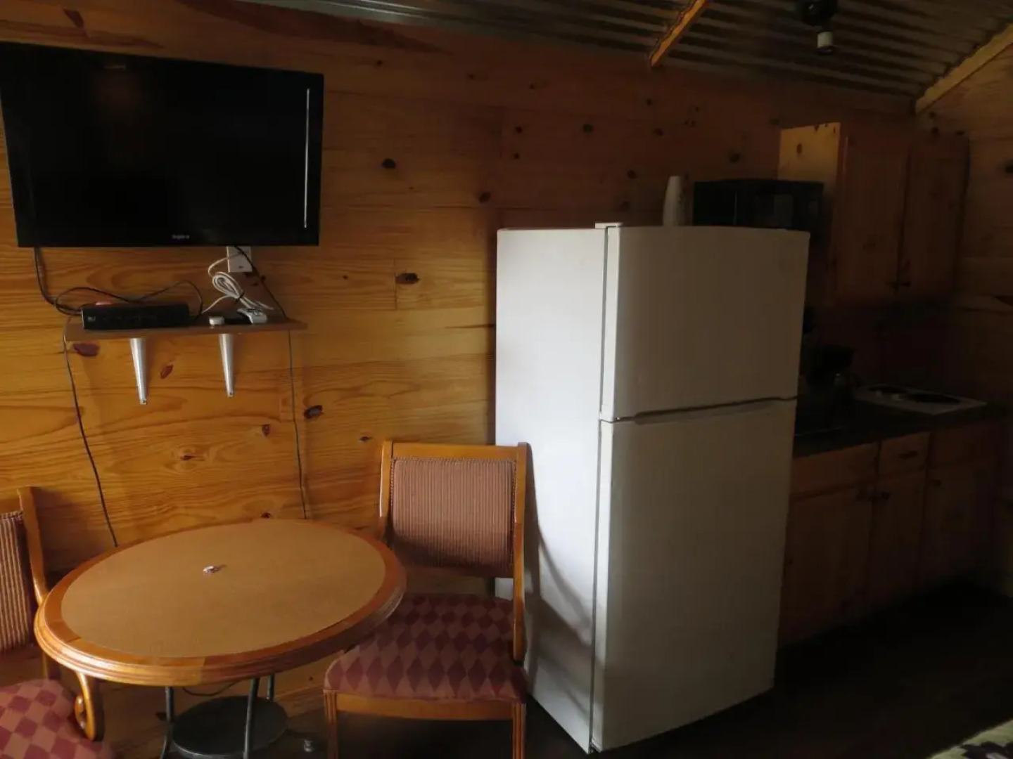 All Tucked Inn Cabins