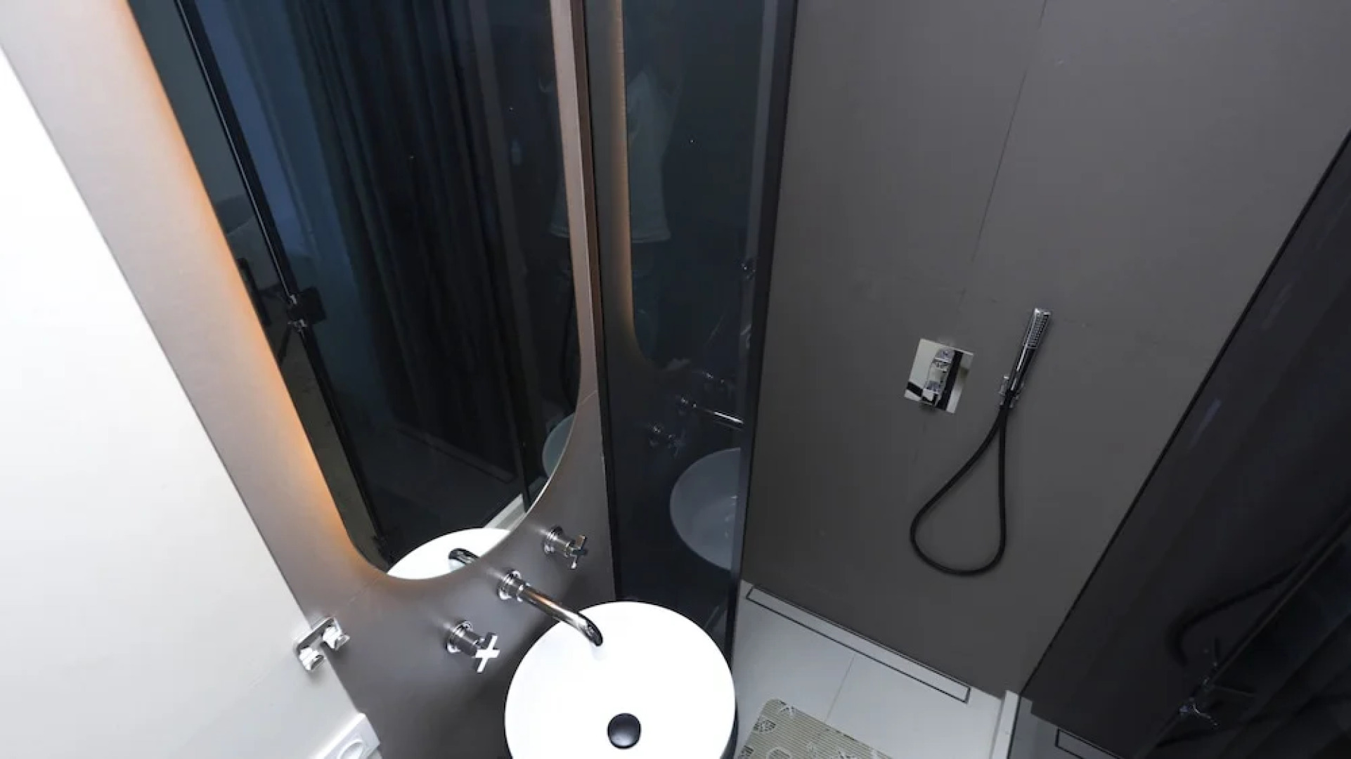 Stay Inn на ул. Бузанда, 97-11