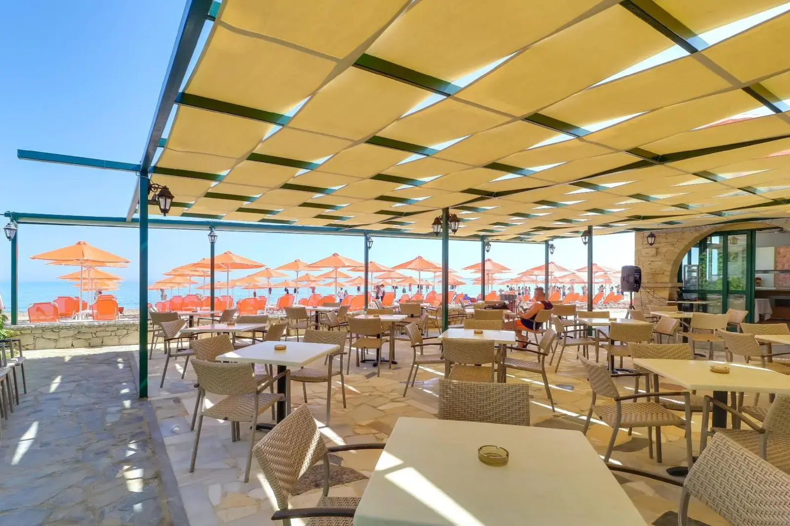 Kournas Village Beach Hotel