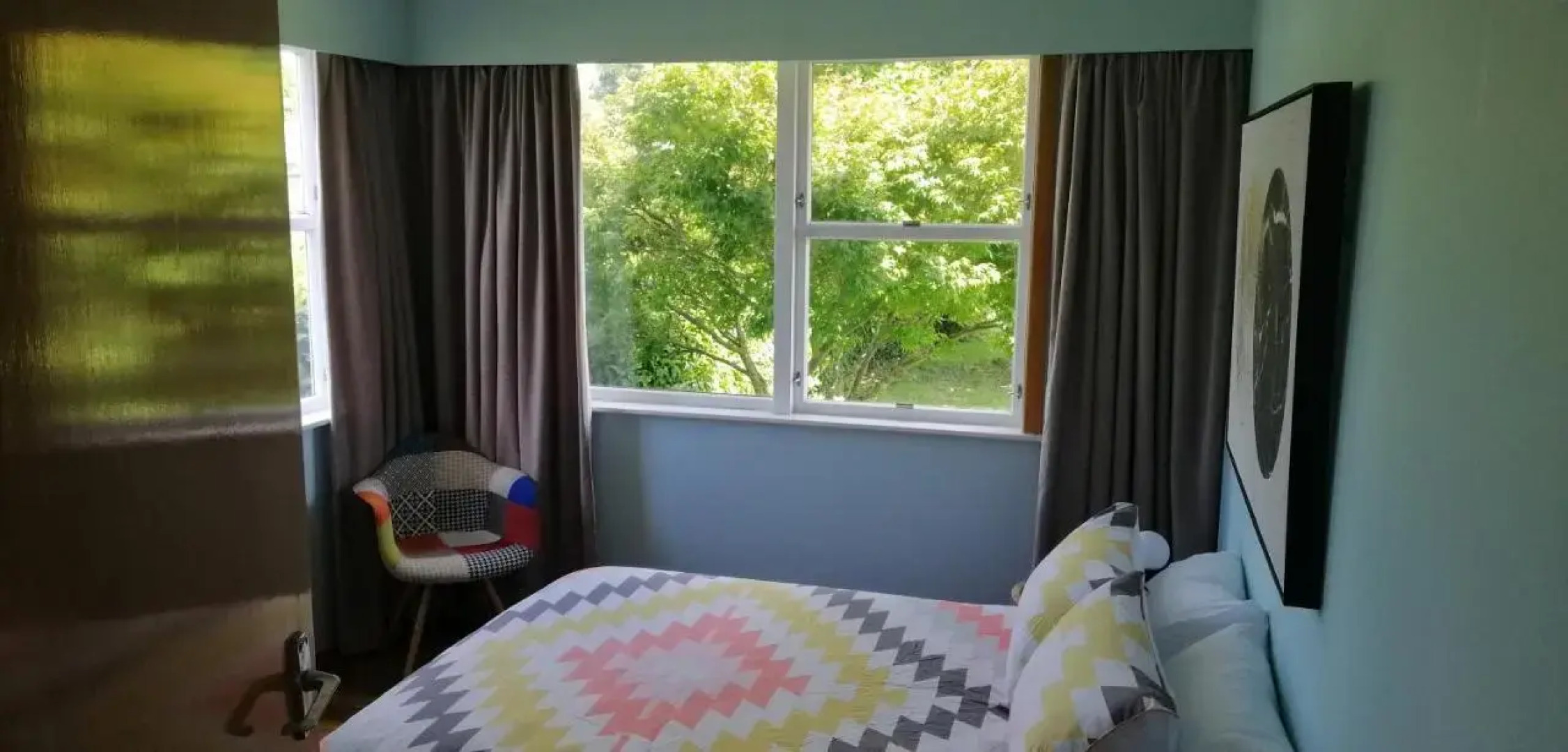 Super Central Cosy Greytown House with Garage