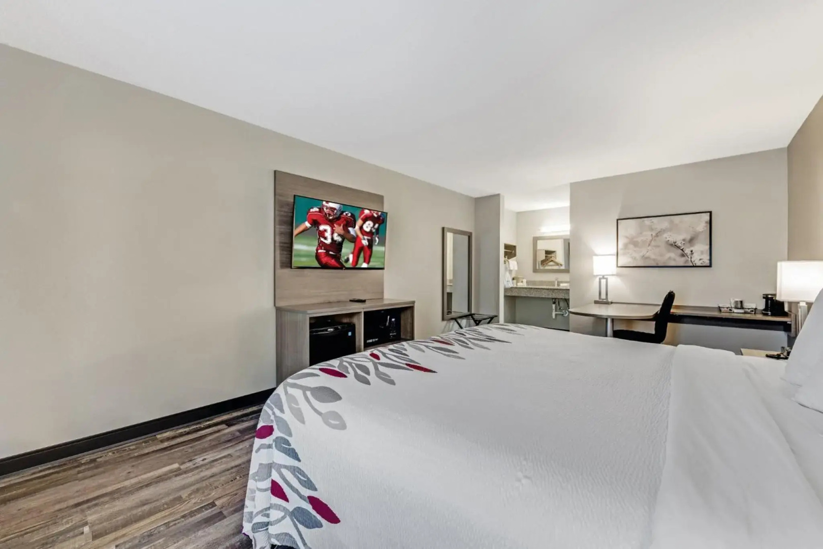 Red Roof Inn & Suites Wilkesboro