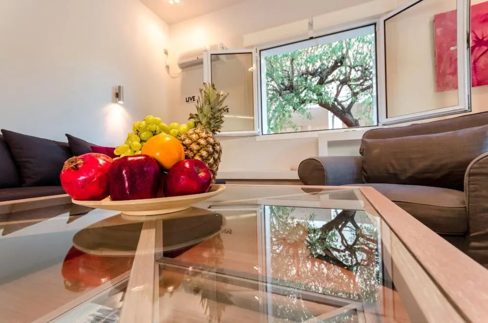 Aquarius - Glyfada Detached House