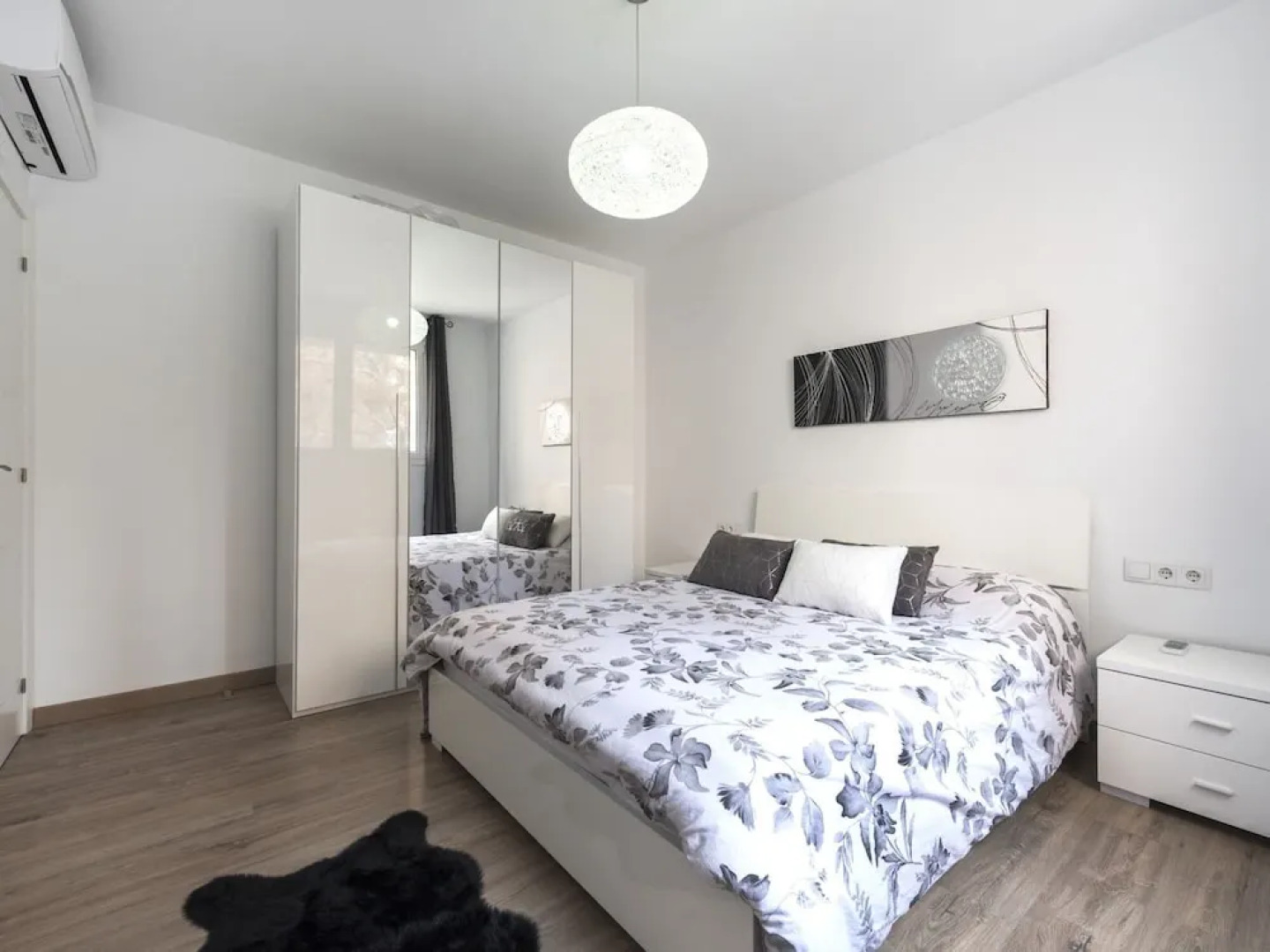 Apartments Calle Simon Pera