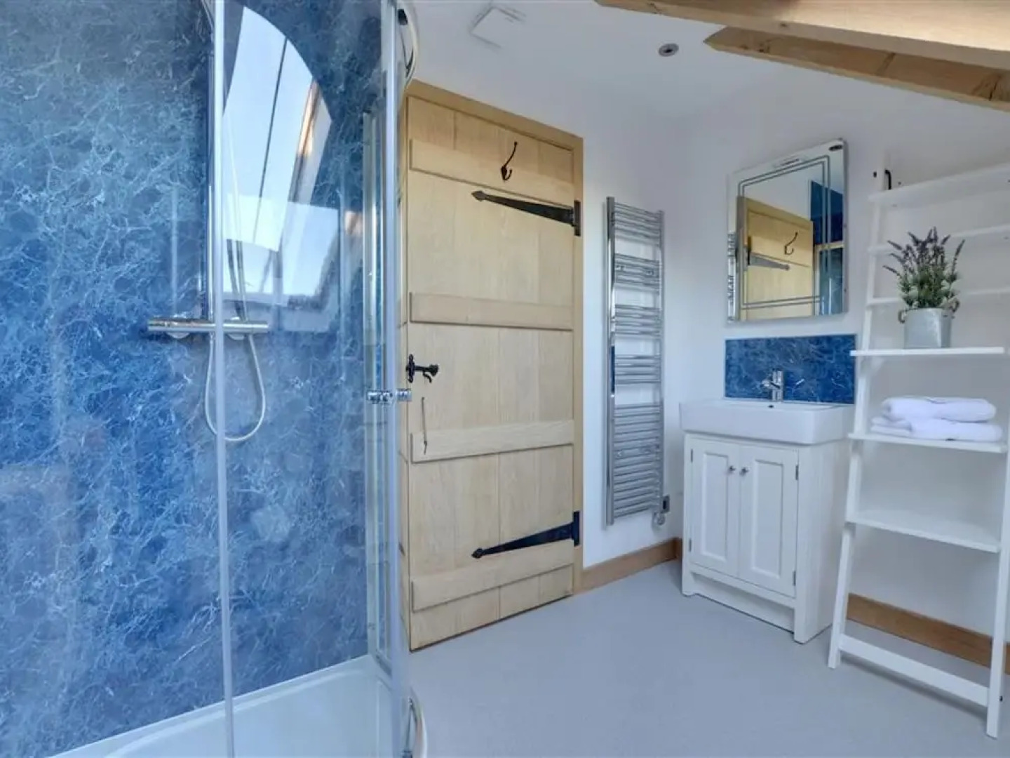 Alluring Holiday Home in Stone Oxney With Garden