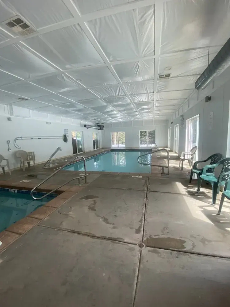 Pinewoods Resort