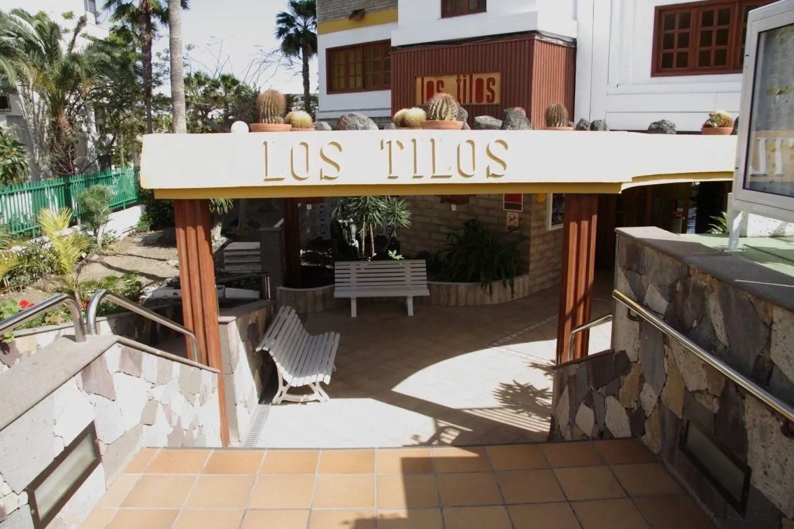 Apartamentos Los Tilos