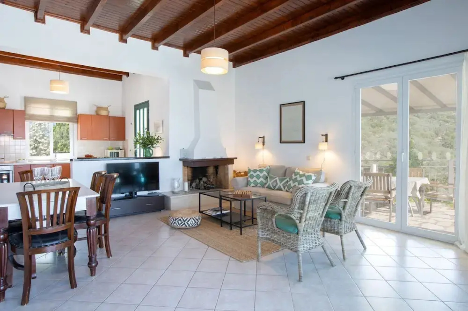 Luxury Villa With Stunning Views in Lefkada