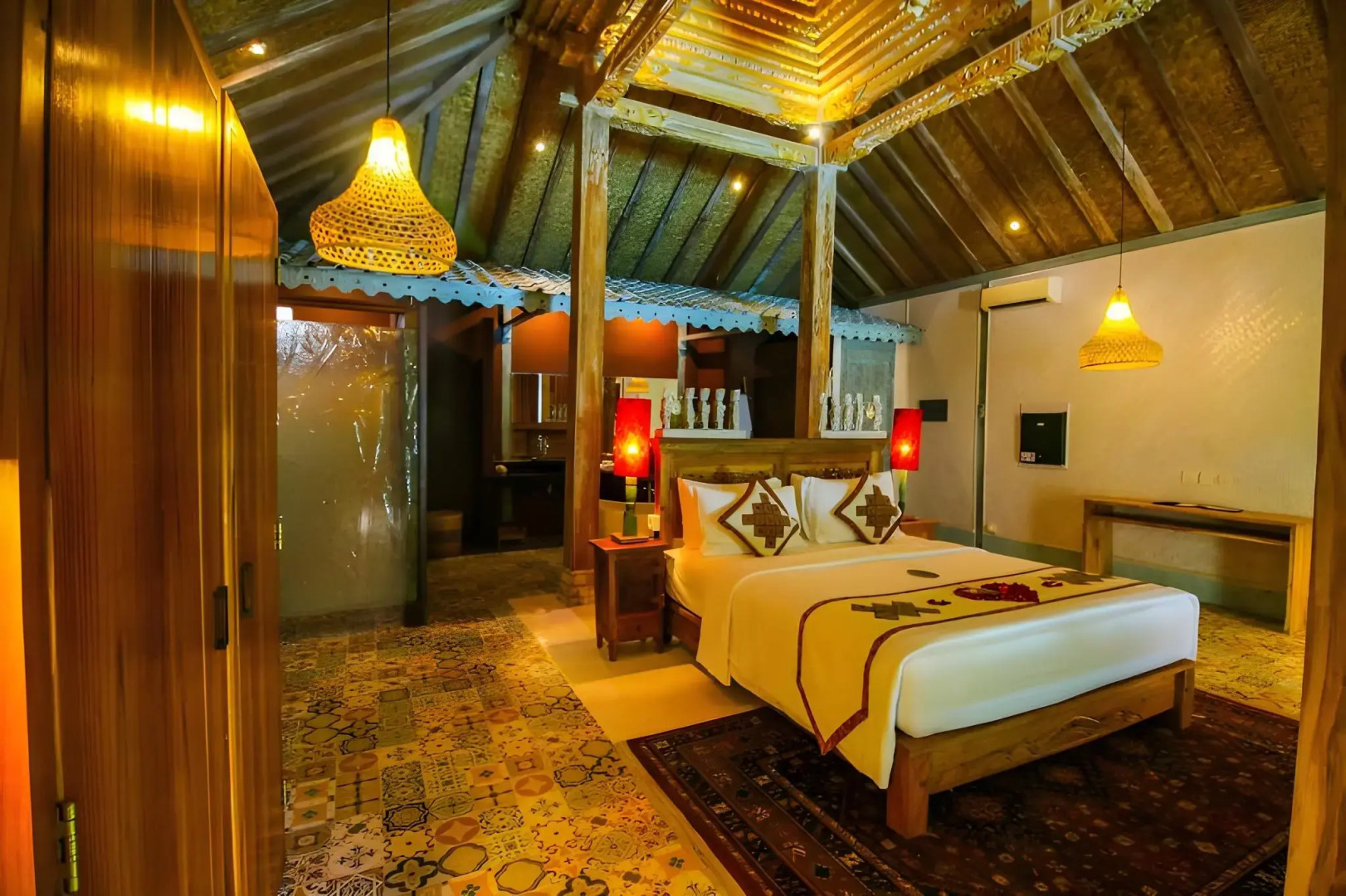 Kupu Kupu Jimbaran Beach Club & Spa by Loccitane