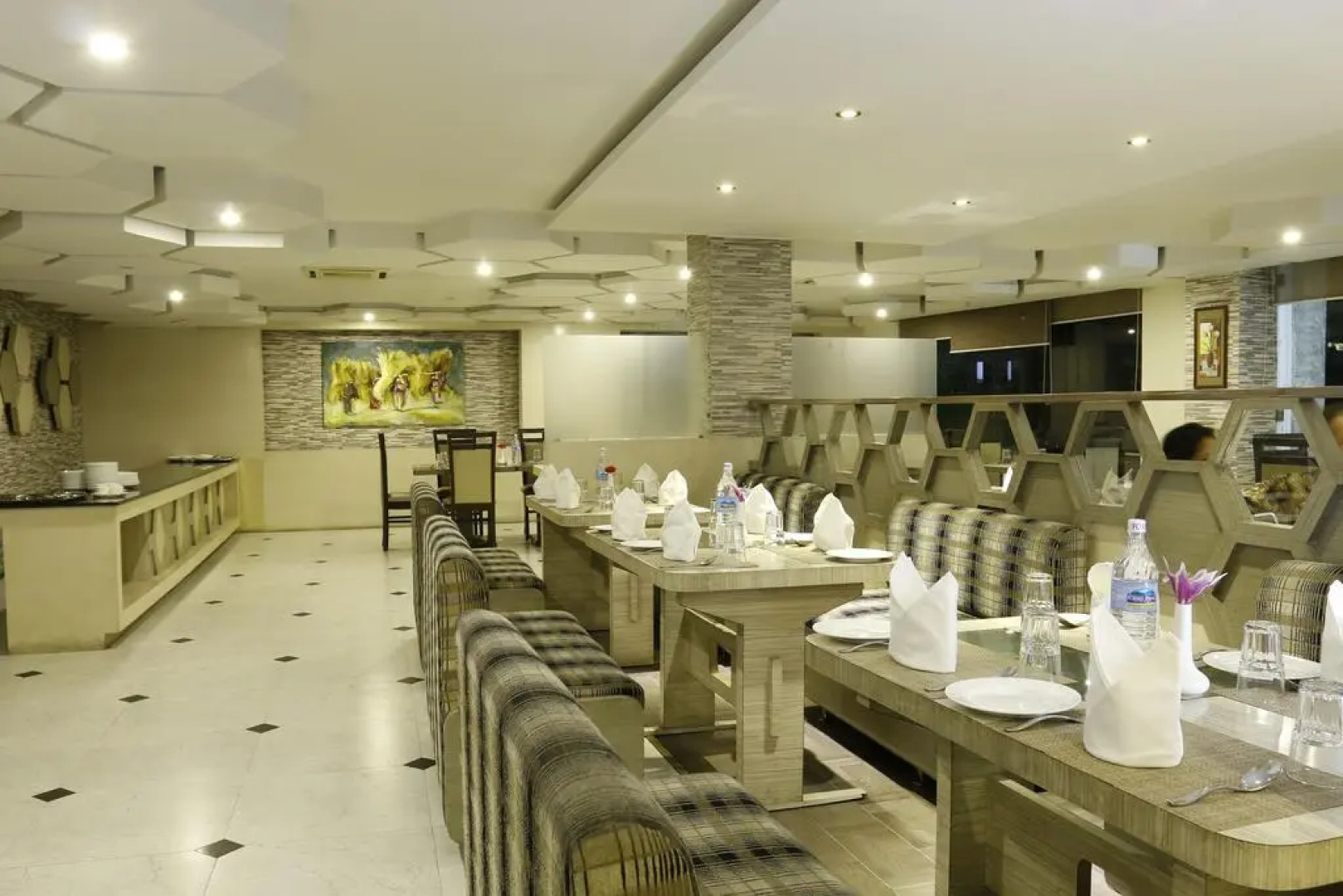 Hotel Mirage Regency