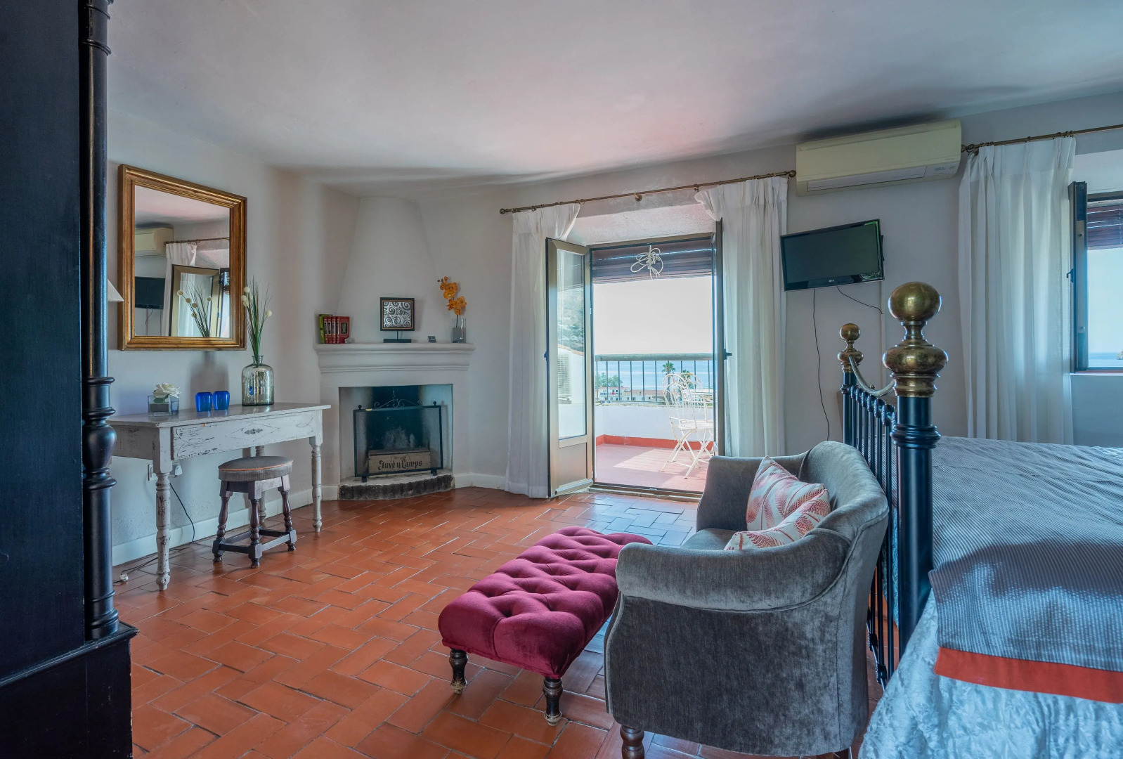 La Tartana Hotel Boutique