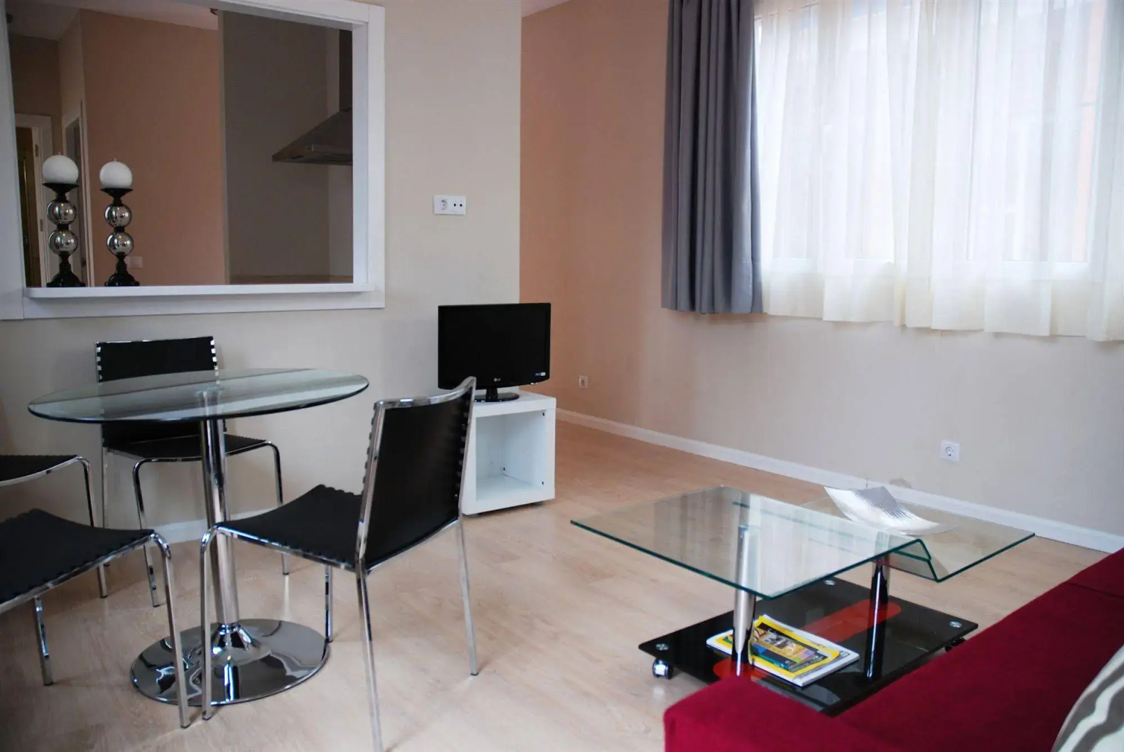 Apartamentos Metrópolis Sevilla