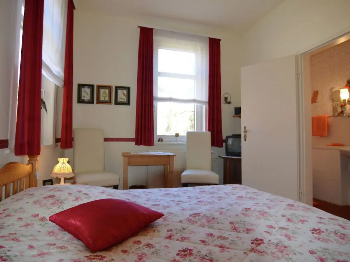 Bright Apartment in Wildemann near Town Center