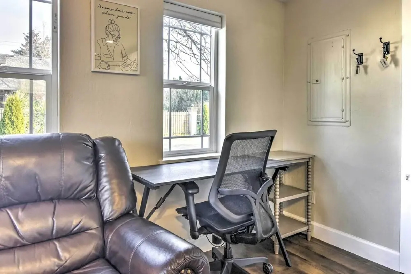 Well-appointed Milwaukie Home: Great Location