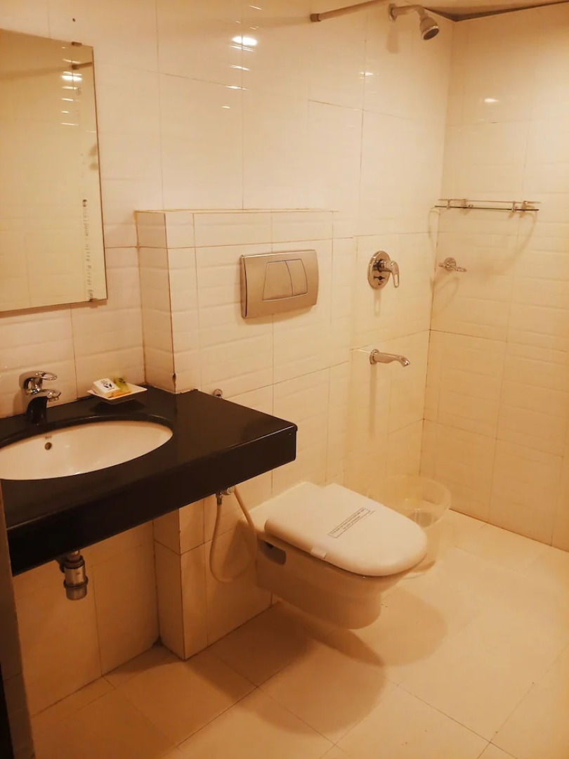 Vedanta Wake Up - Ernakulam, North Railway Station