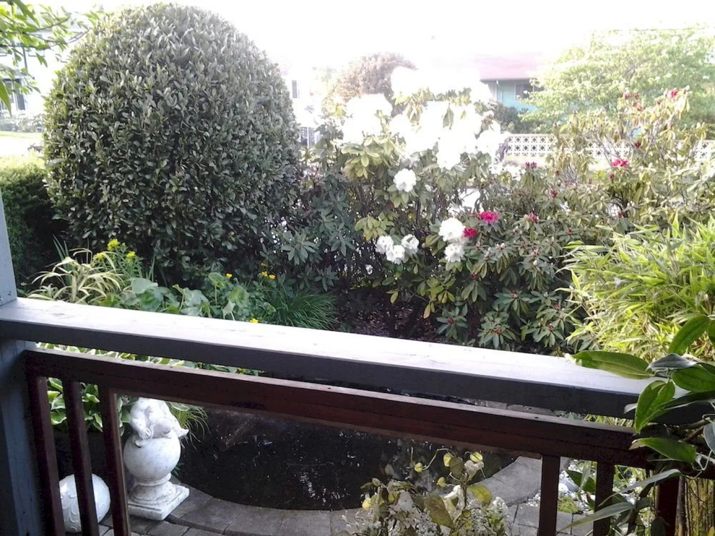 The Pine and Picket Bed & Breakfast