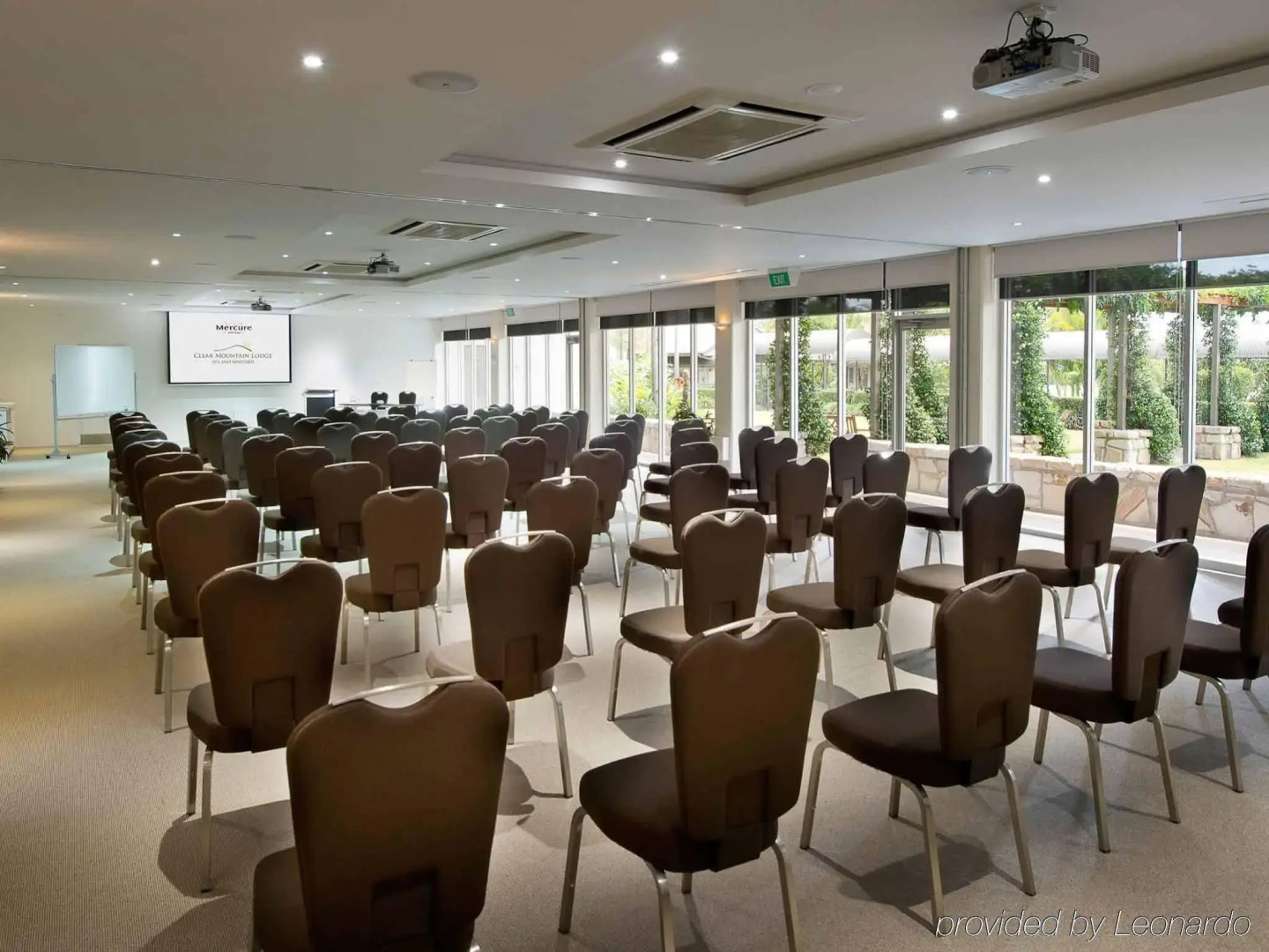 Mercure Clear Mountain Lodge