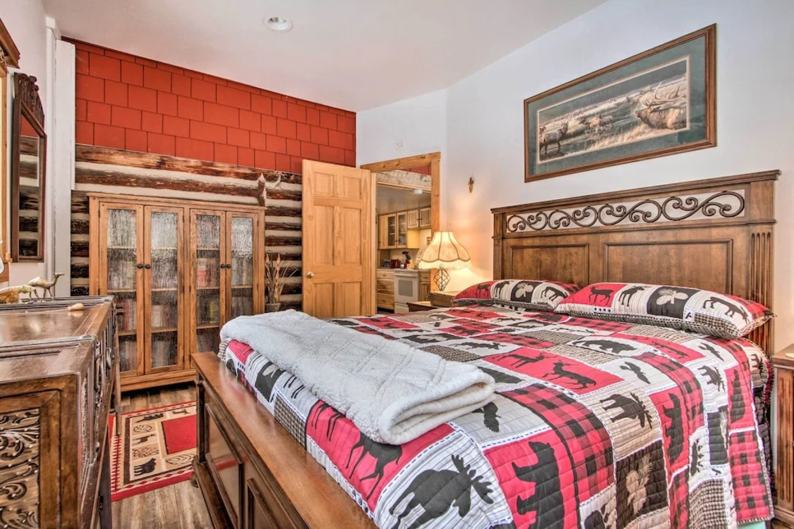 Creekside Clancy Cabin in Helena Natl Forest!