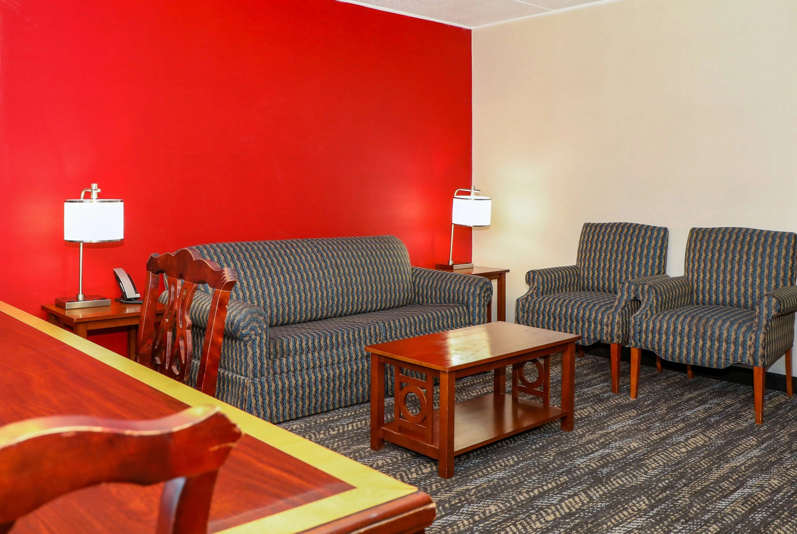 Ramada by Wyndham Cumberland Downtown