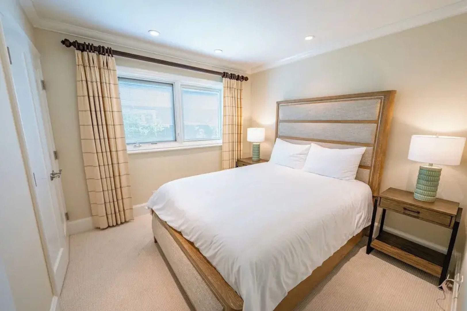 Amazing Disneyland Spa Pool Villa