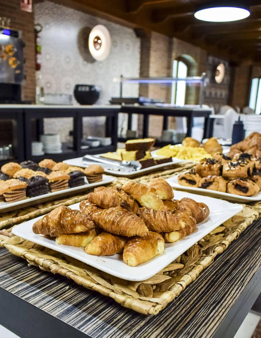 Torreluz Centro Hotel