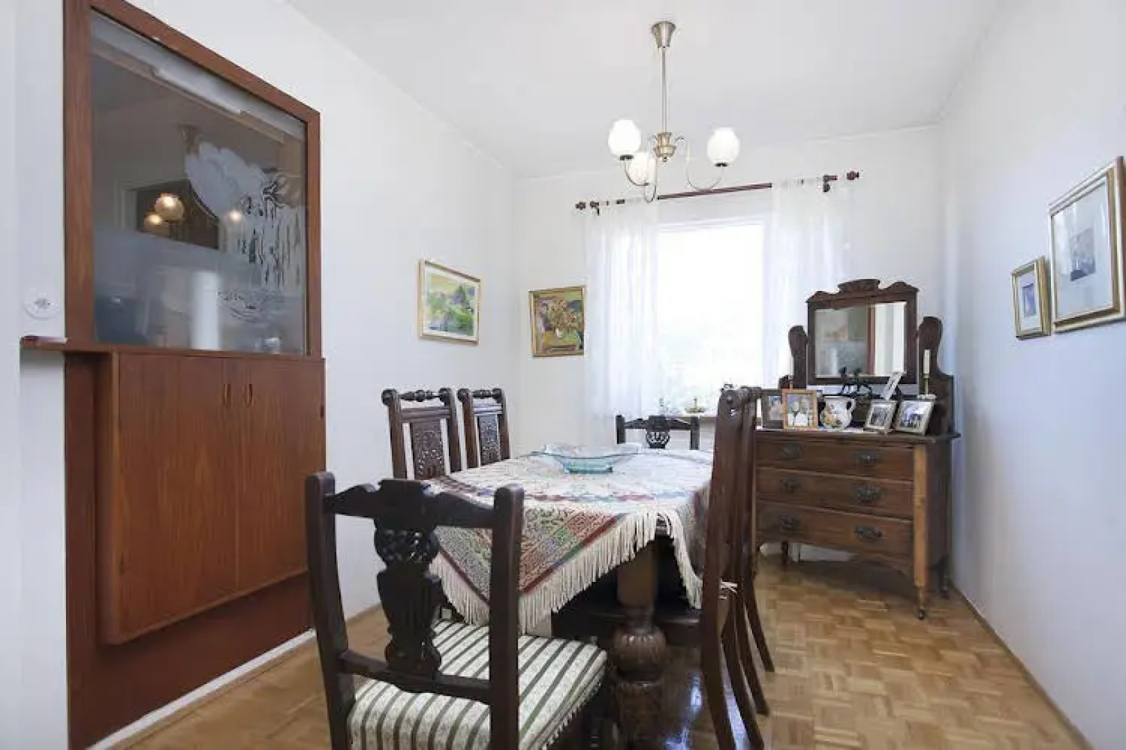 Helguhus B&B and Apartment