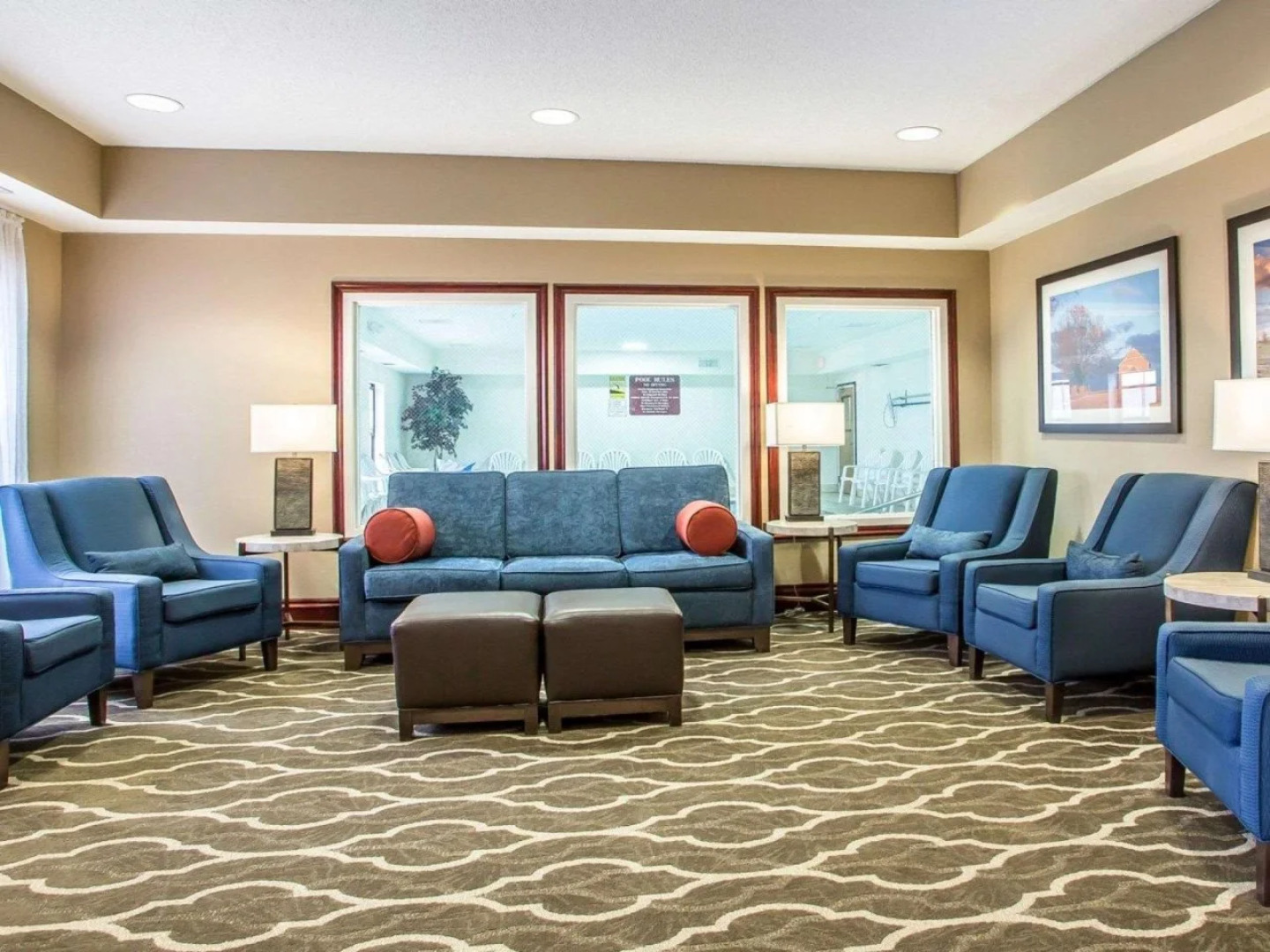 Comfort Inn Walcott near Davenport