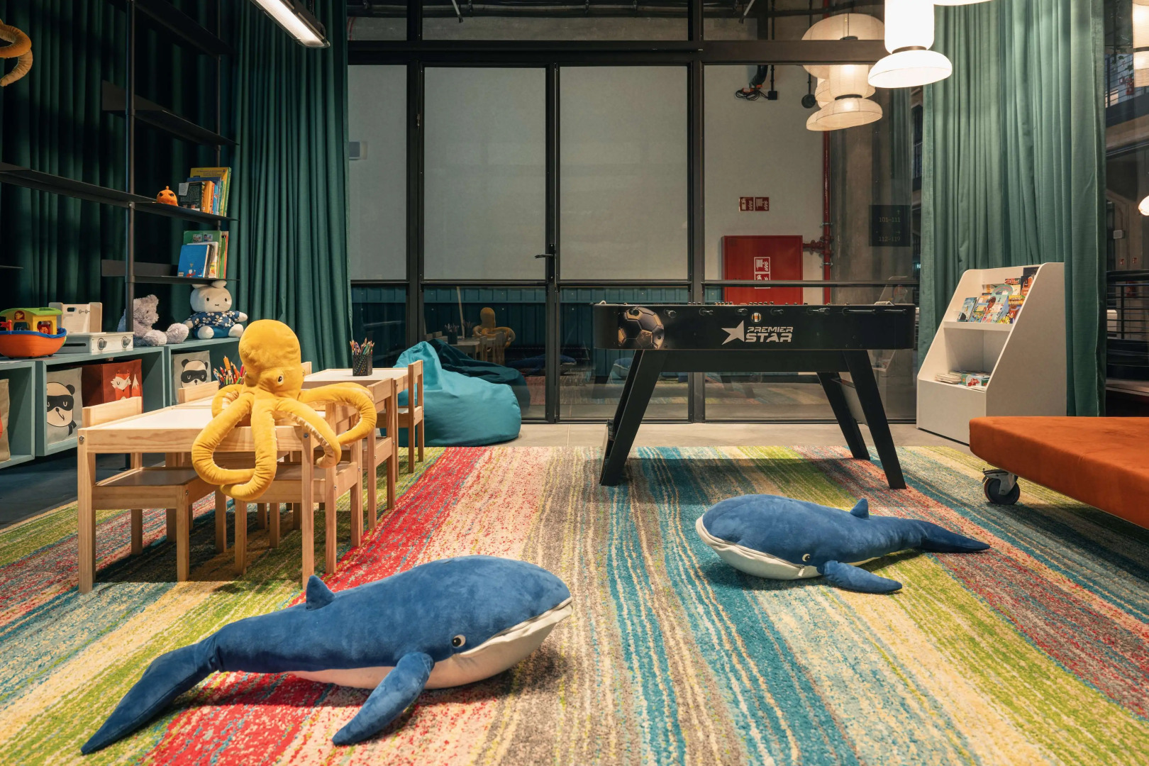 MONTOWNIA Lofts & Experience