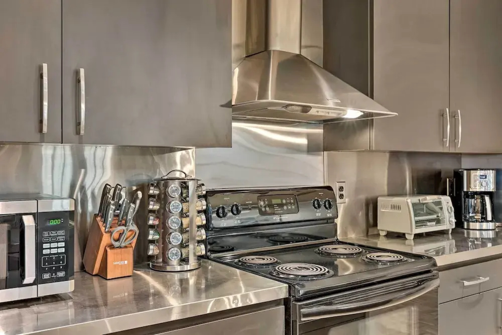 Central Blowing Rock Hideaway Near Everything