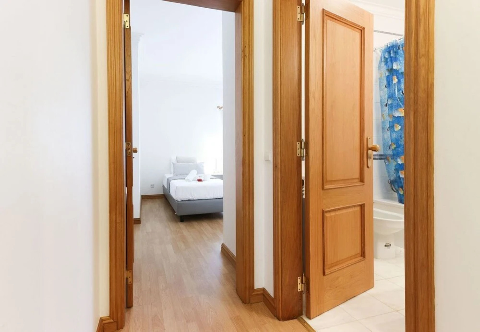 Caparica Beach Villa by Homing