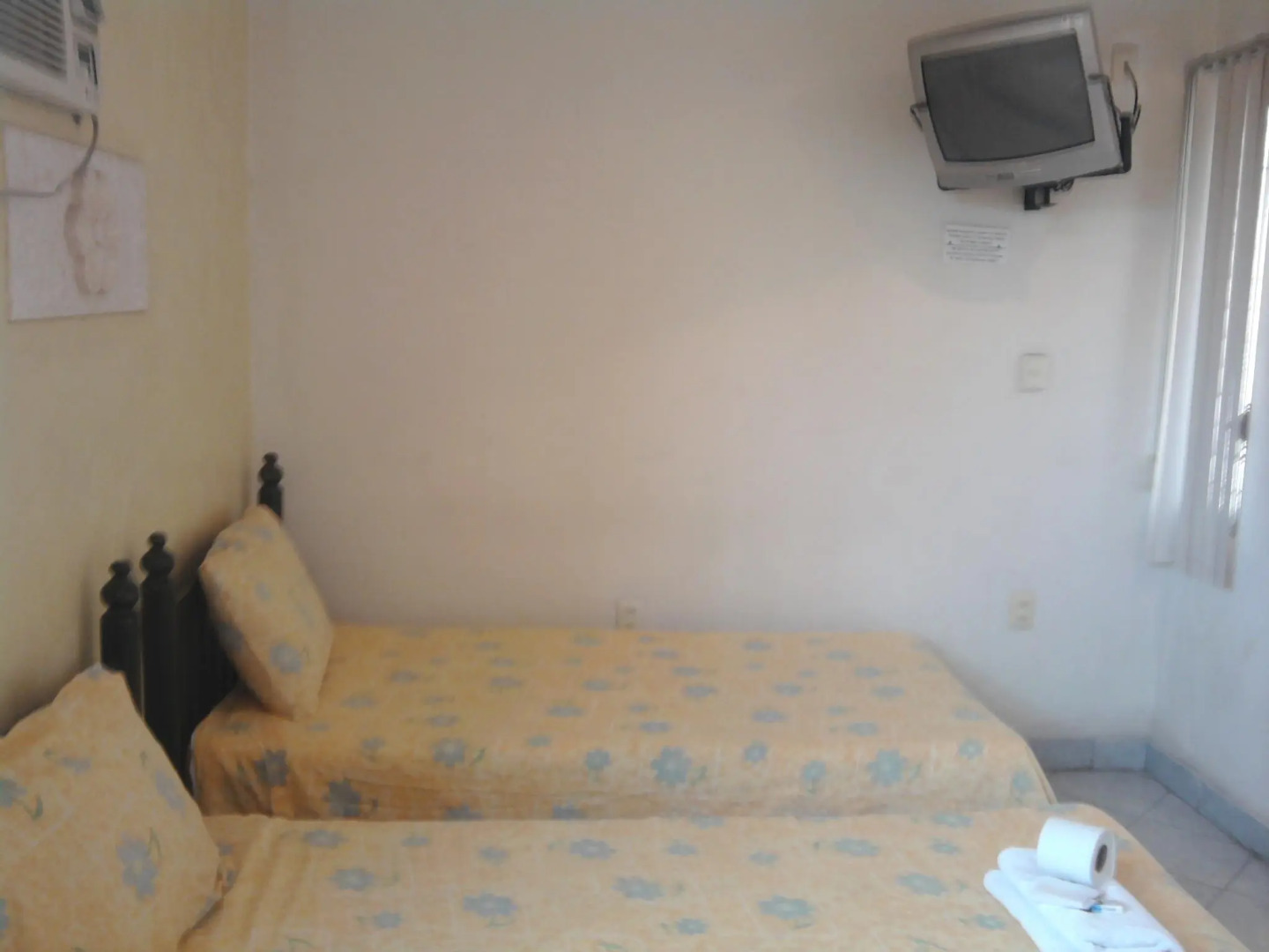 Hotel y Hostal Casa Risueño