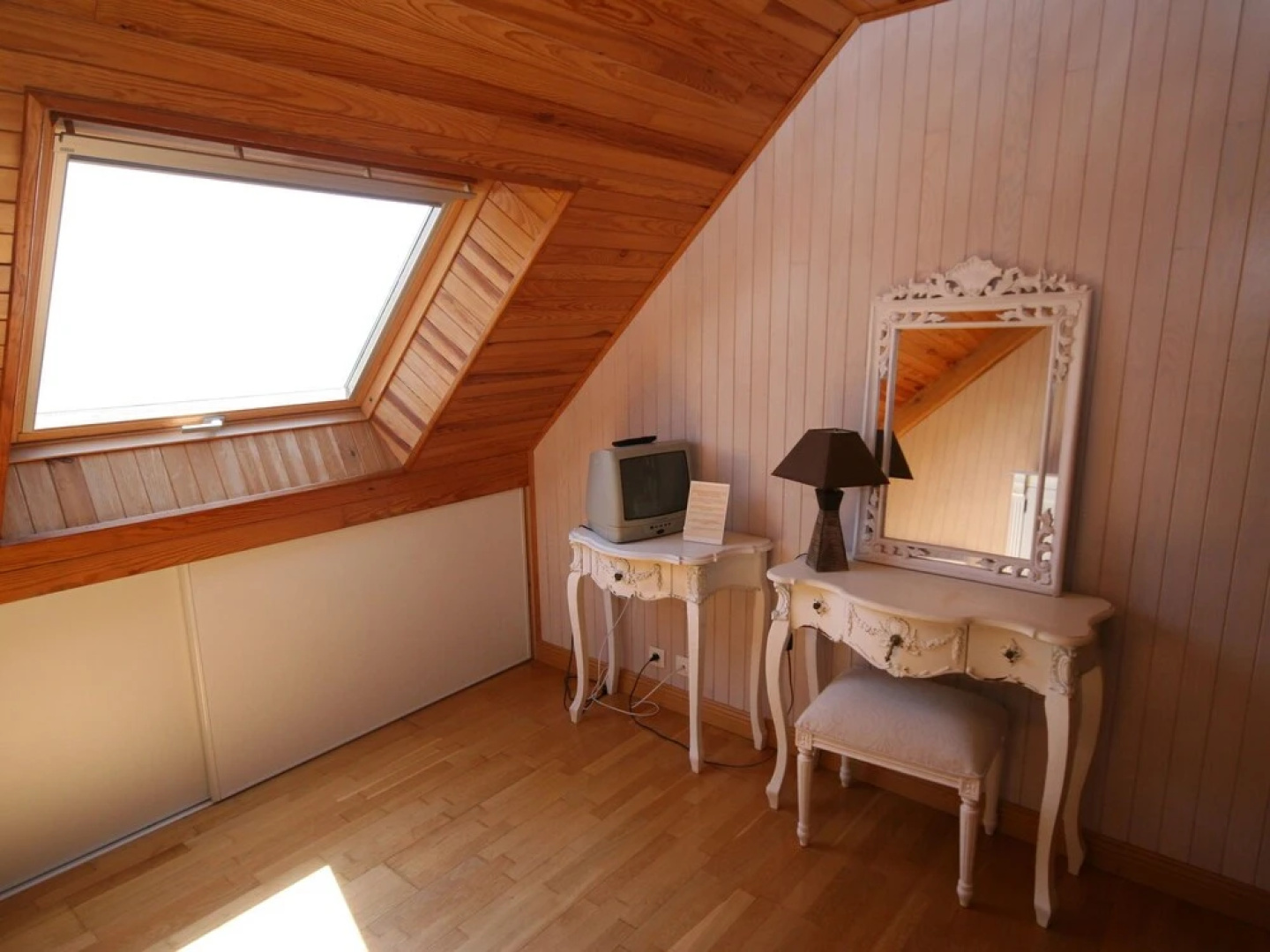 Modern Villa in Clohars-Carnoët with Private Swimming Pool