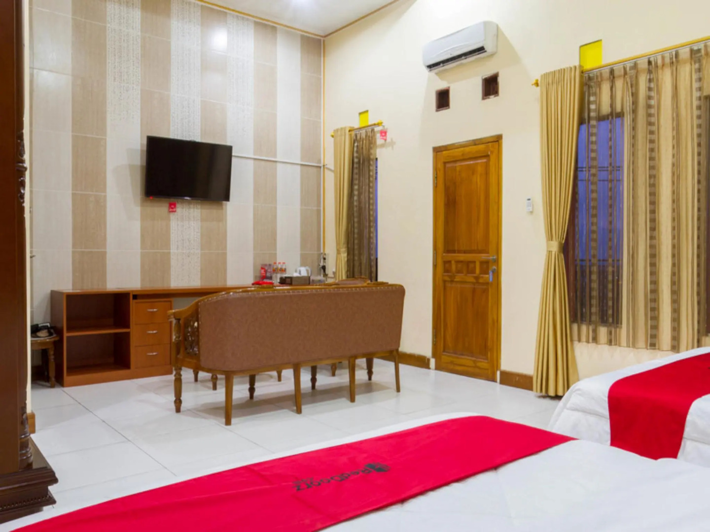 RedDoorz @ Pataruman Garut