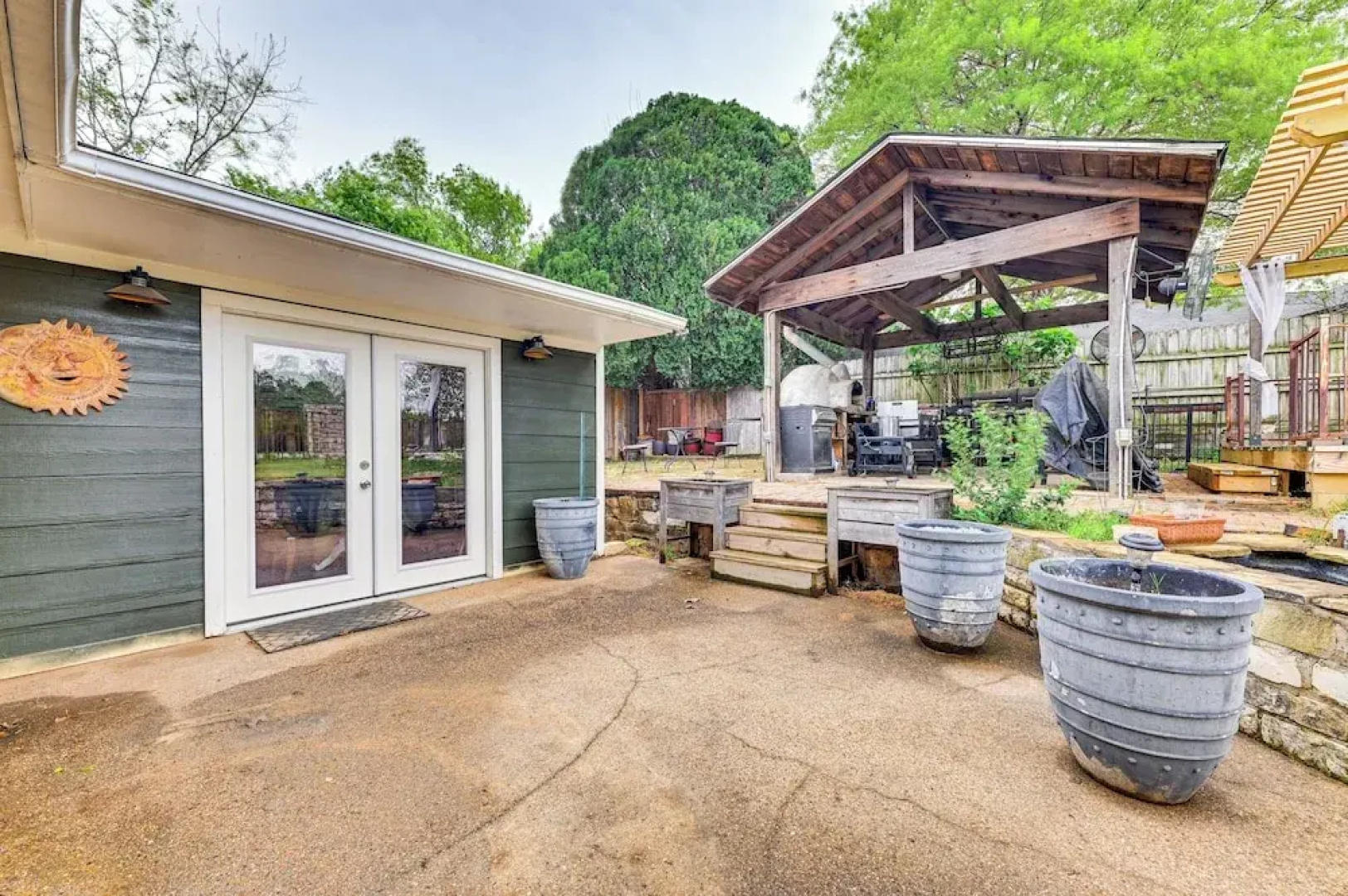 Spacious Family Home w/ Fenced Yard in DFW Area