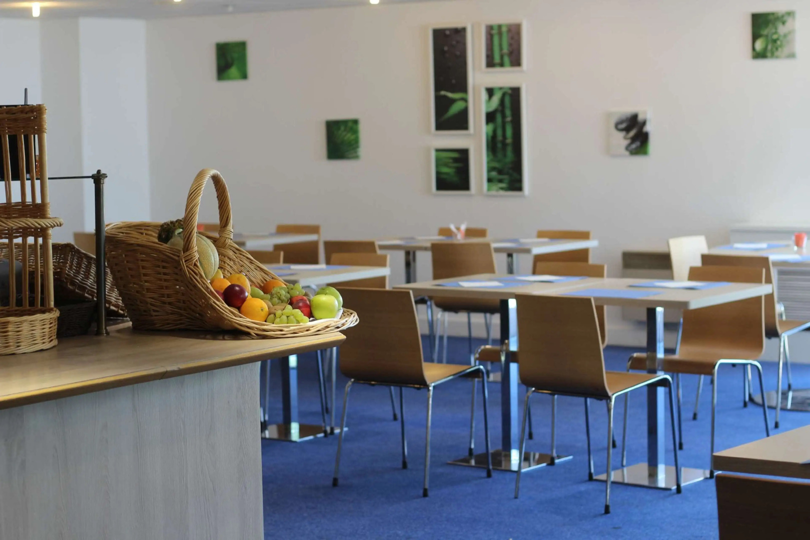 Hotel Kyriad Nemours