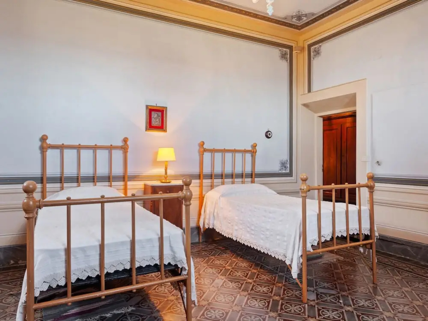 Belvilla by OYO Cosy Holiday Home With Pool