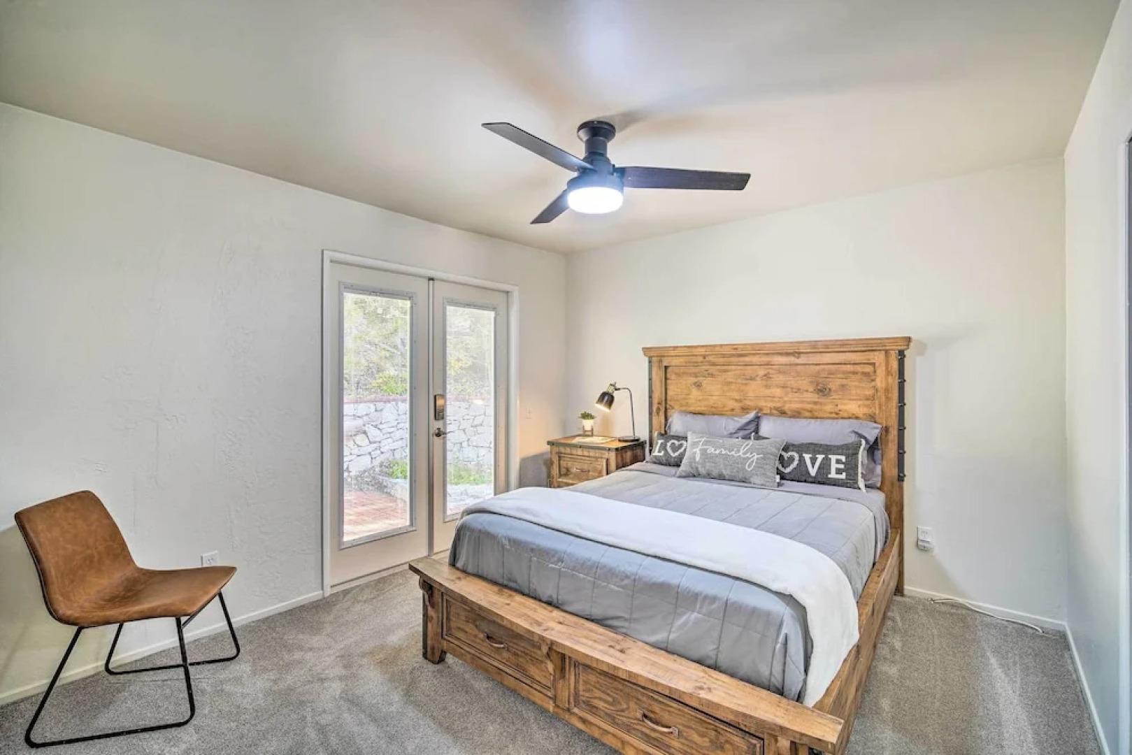 Lake Arrowhead Cabin w/ Game Room + Hot Tub!