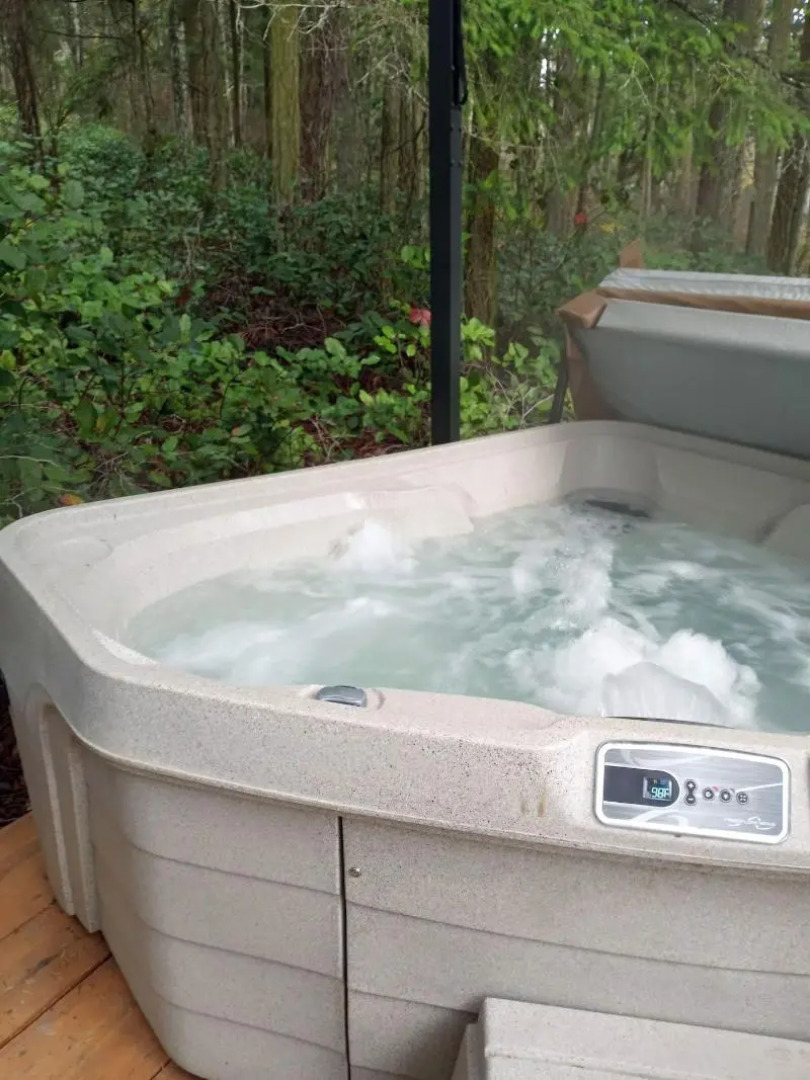 Inn to the Woods B&B