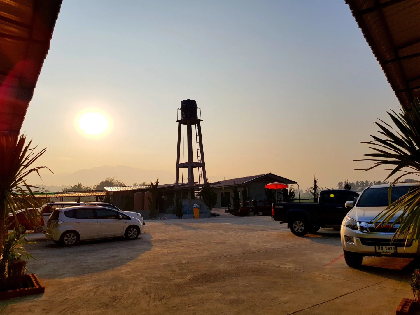 Chadaporn Mae Chaem Hotel