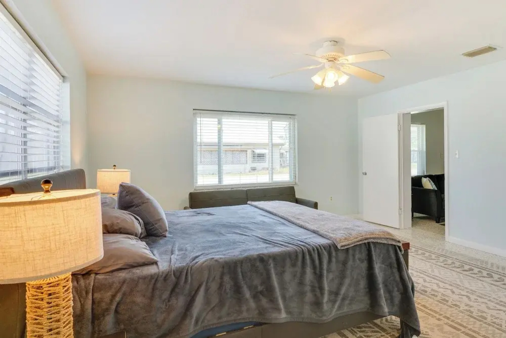 Waterfront Okeechobee Getaway w/ Backyard Dock!