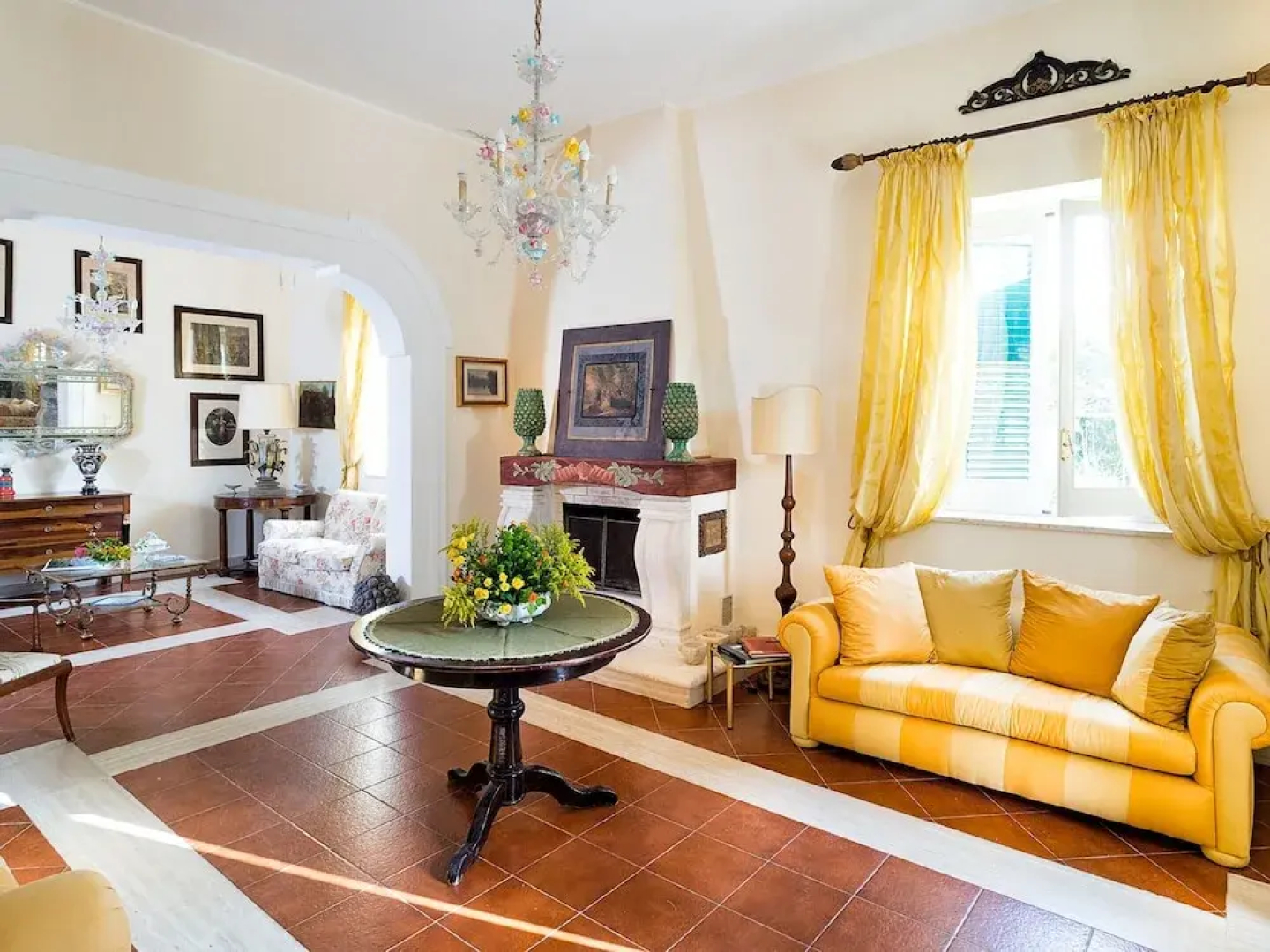 Villa in Salemi With Pool and Garden