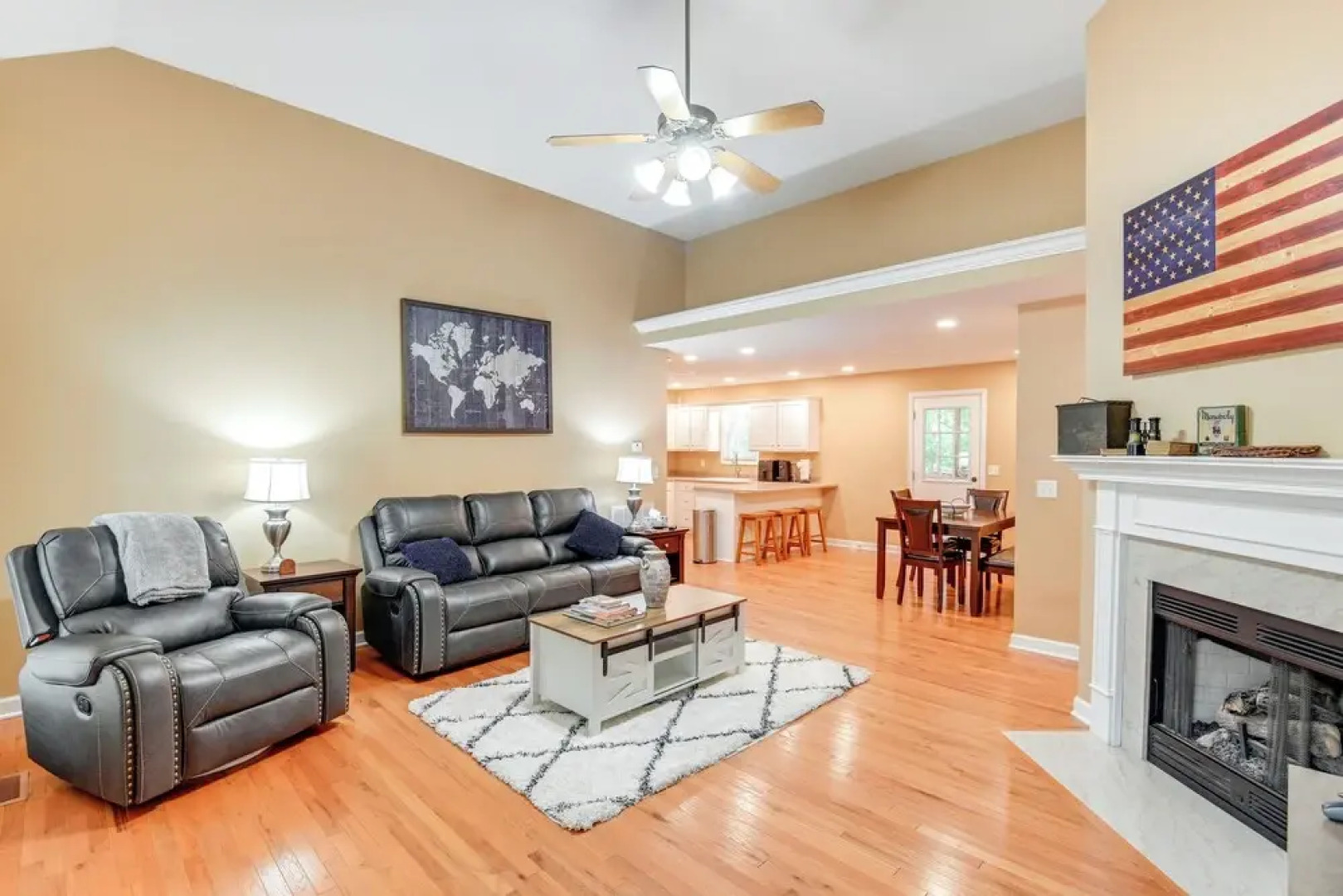 Cozy Hermitage Home w/ Deck: 11 Mi to Nashville!