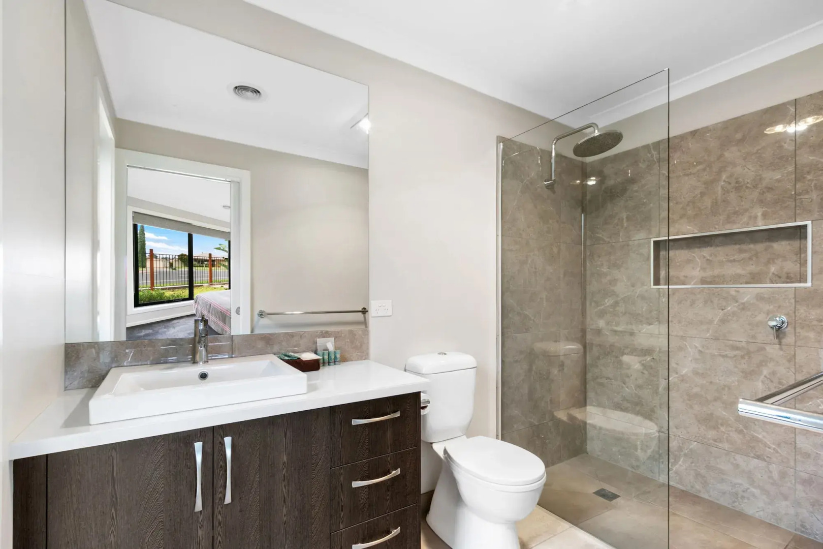 The Aspen & Apartments