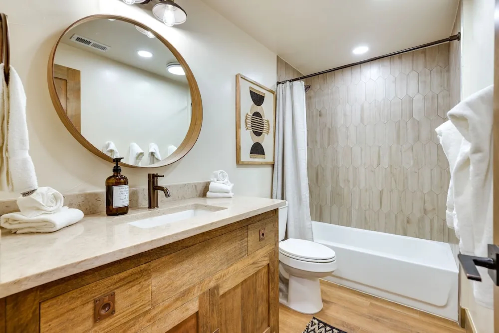 Updated Silverthorne Home w/ Hot Tub & Mtn Views!