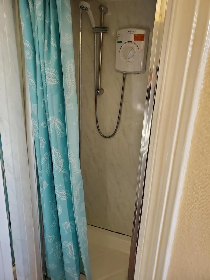 The Queens Arms Hotel