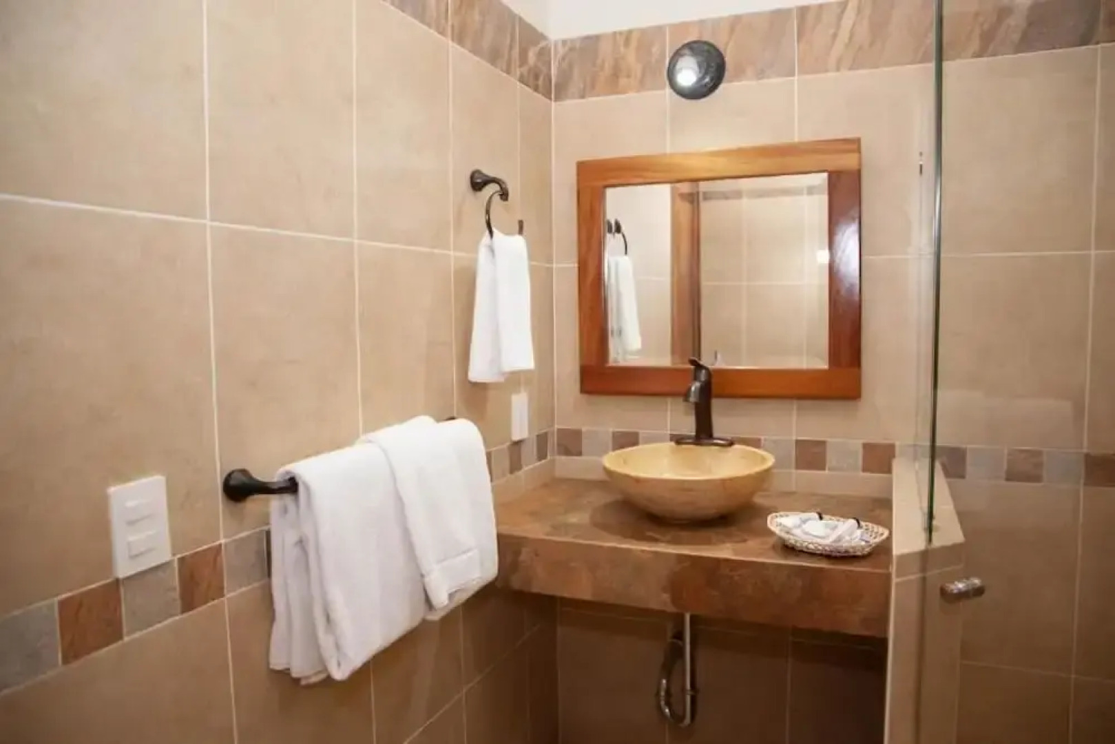 Encanto de la Sierra Hotel