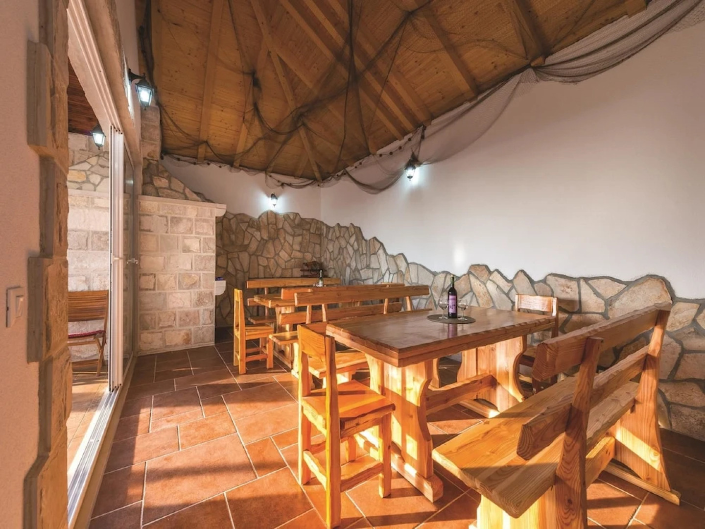 Villa Pave / Six Bedrooms H1